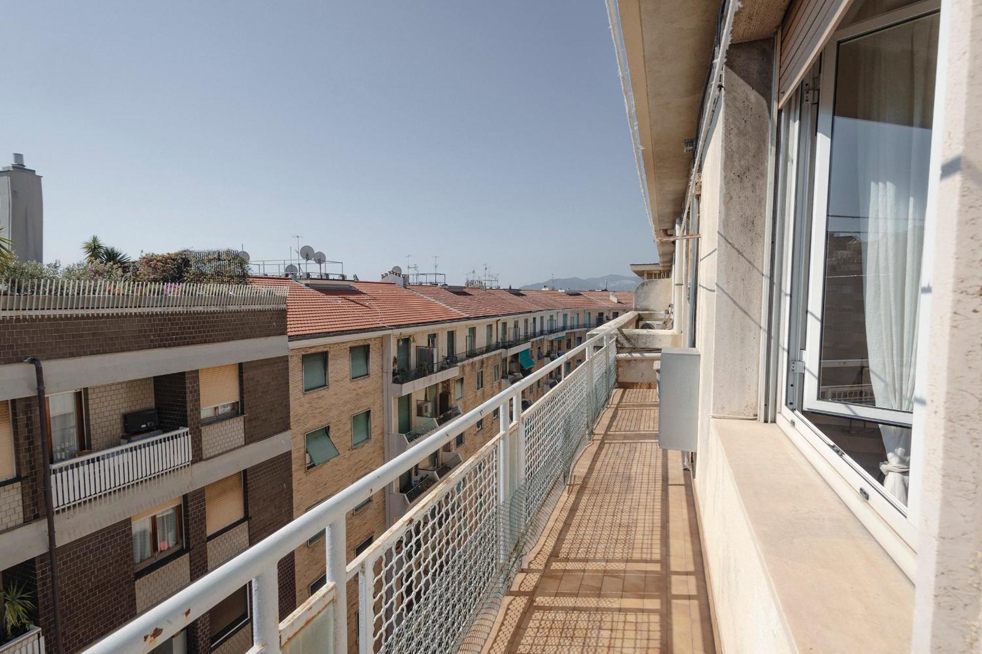 "L'Attico Bianco" City View 10 M A Piedi Dal Mare Savona Exterior photo